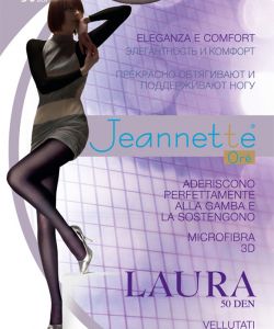 Laura_50