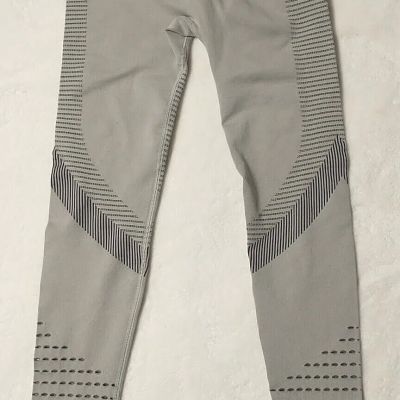 Womens High Rise Grey Macrame Ankle Legging yoga workout Pants Size S