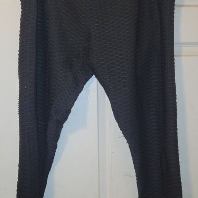 Ladies Plus Black Sized Honeycomb / Waffle Patterned Leggings, Size 3XL
