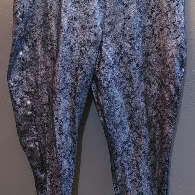 Torrid Full Length Signature Waist Silver Crackle Legging Size 2