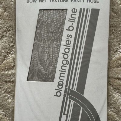 Vtg Bloomingdales B-line Lace Bow Net Pantyhose Gray Nylon Size B Italy