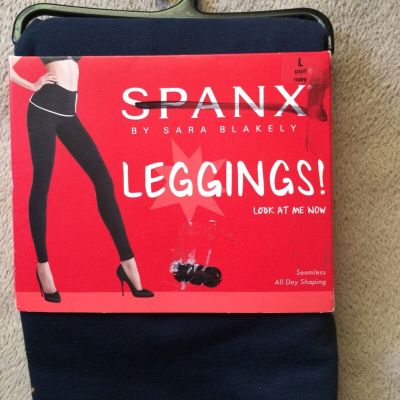 Spanx  Size L Port Navy Look At Me Now Seamless Leggings style 20061R NWT