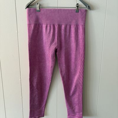 No Boundaries Women’s XL Pink Ribbed Leggings 10” Rise EUC E3