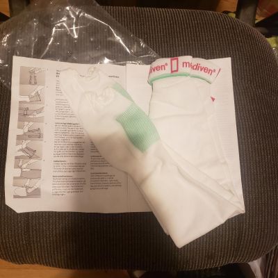 Mediven Thrombexin Anti Embolism 18 MMHG Compression THIGH  Stockings Size SMALL