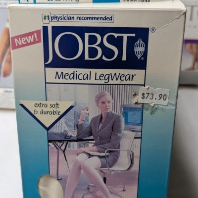 JOBST Opaque Knee High 20-30mmHg Ivory Small New In Box