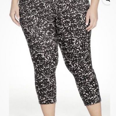 Terra and Sky Women’s Brushed Abstract Floral High Rise Capri Leggings 2X