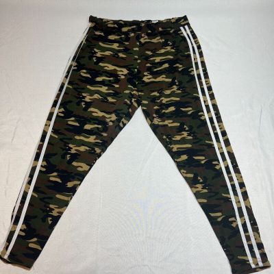 Feathers camo leggings women's size 3X