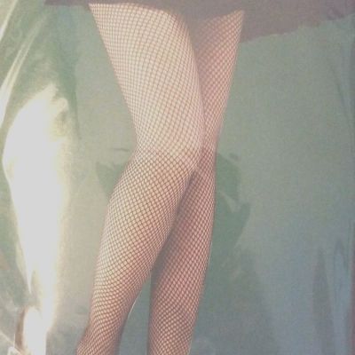 Franco American fishnet pantyhose in white