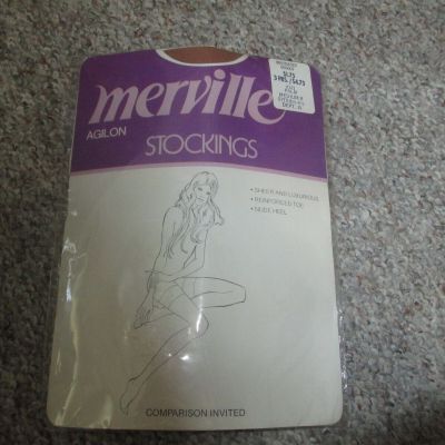 NIP Vintage Merville Agilon Stockings w/Reinforced Toe Size 8 1/2 to 9 1/2
