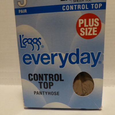 Legg's Everyday Control Top Pantyhose - Size 2X - Nude - Sheer Toe - 3 Pair