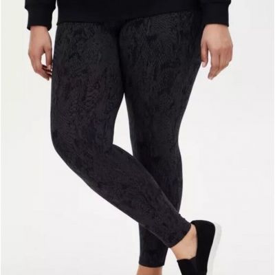 Torrid Womens Faux Snakeskin Black Size 5 (30/32) Leggings Stretch Pull On