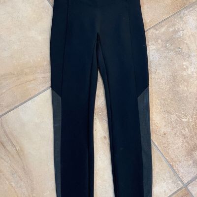 spanx women small black Faux perforated leather Moto leggings D