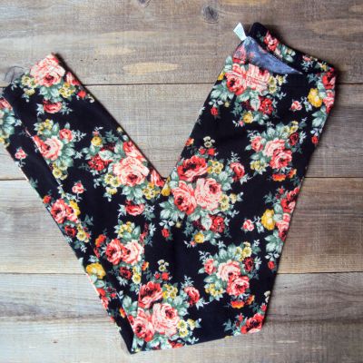 Nordstrom Floral Leggings Size Medium - Black Flowered 80's 90's Style Leggings